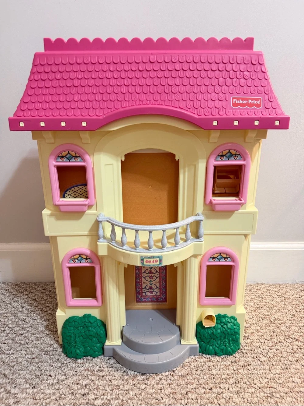 Vintage Fisher-Price Loving Family Grand Dollhouse 1997
